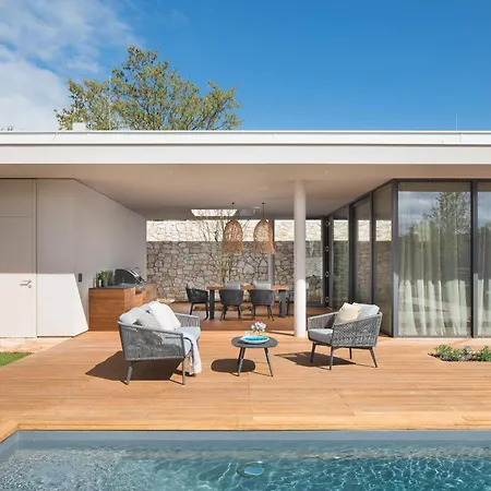 Gaia 3 For 6 People Near With Heated Pool & Pet Friendly 빌라